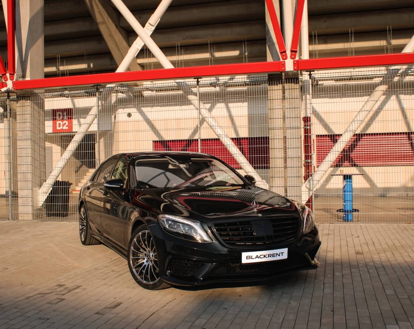 Mercedes-AMG S-Class 2017 - Kliknutím zobrazíte detail vozidla Mercedes-AMG S-Class 2017 diesel - Náhľad prémiového vozidla v BlackRent autopožičovni na Slovensku za 80,00€/deň